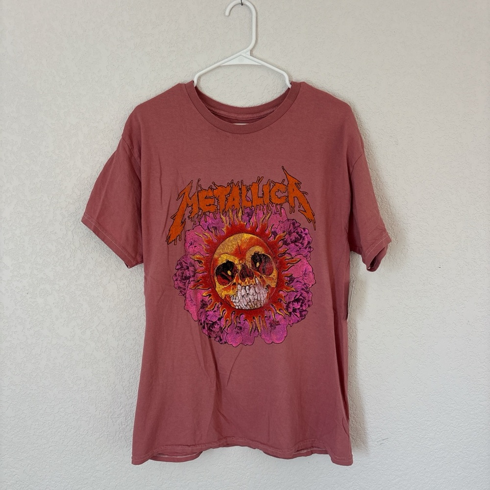 Women’s Metallica Graphic T-Shirt